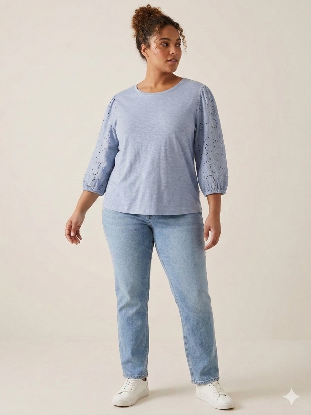 NWT Denver Hayes Light Blue Eyelet Sleeve Top